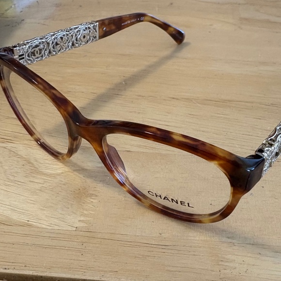 Chanel Accessories - Chanel Bijou Collection